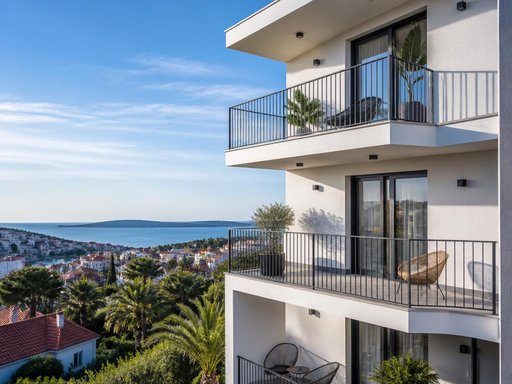 Apartment with sea view